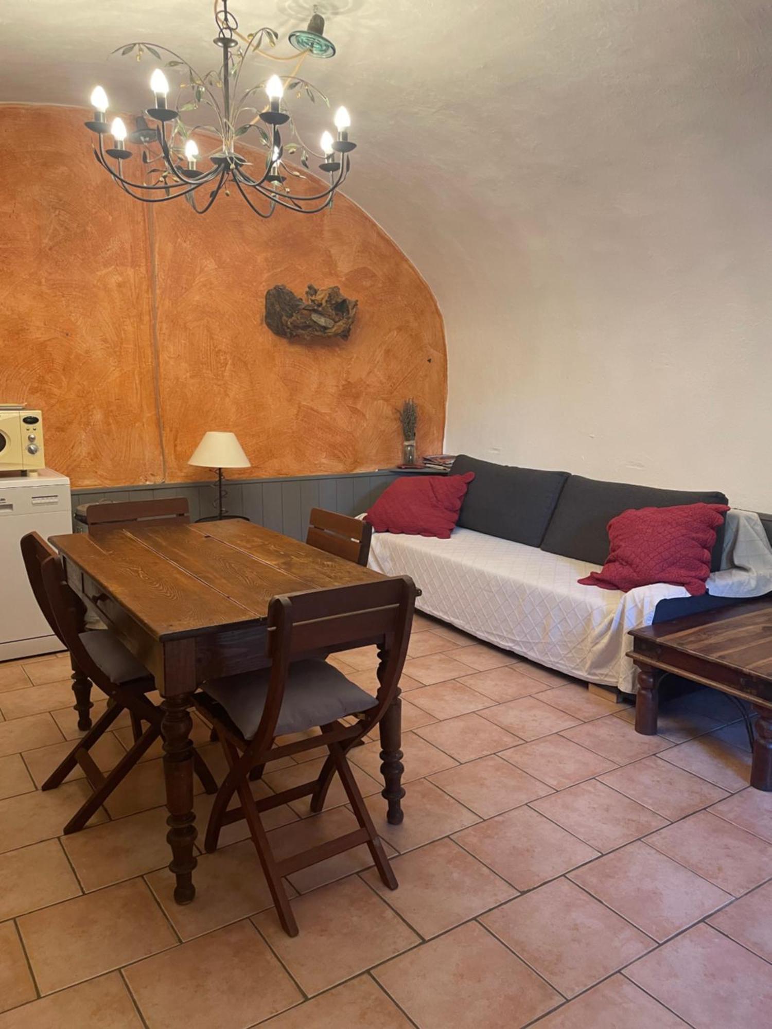 Mas De La Rose Apartment